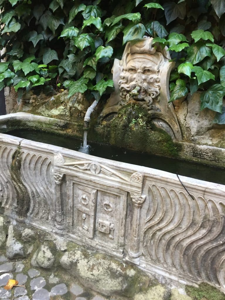 Fountain in the courtyard of the school in Rome